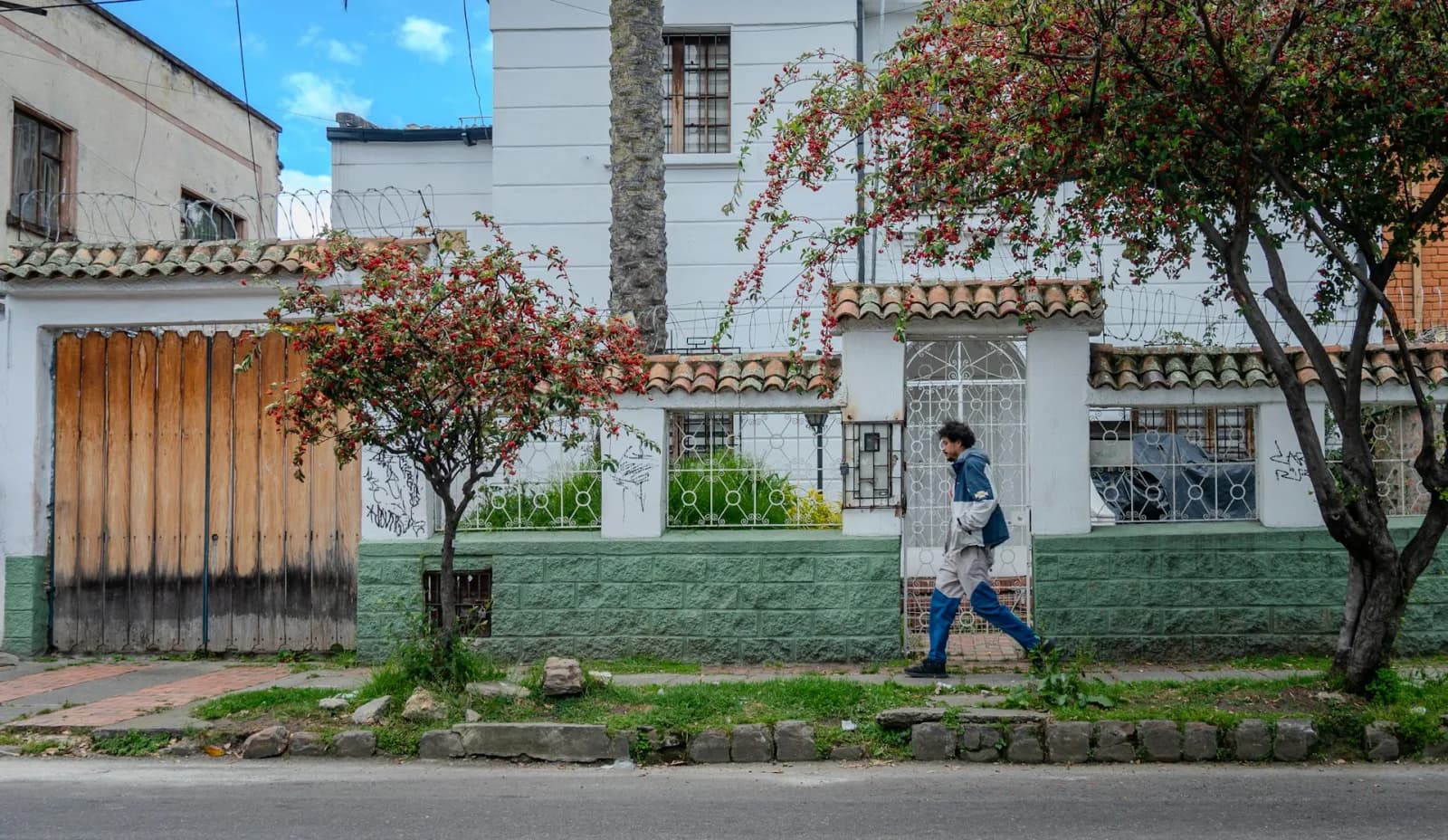 Wohnstraßen im Gebiet El Poblado und Laureles in Medellín, wo sich die Mieten am stärksten unterscheiden