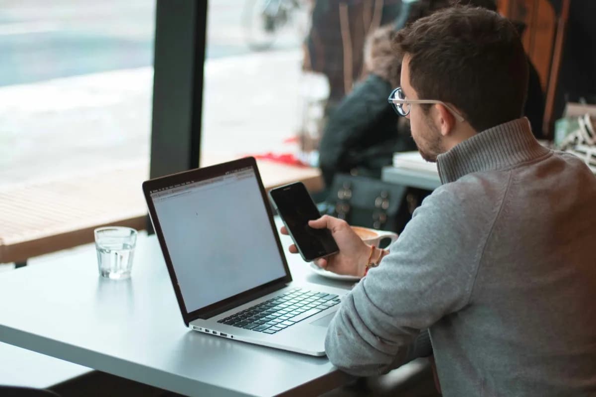 Digital Nomad Meaning: Definition, Types & Rules (2026)