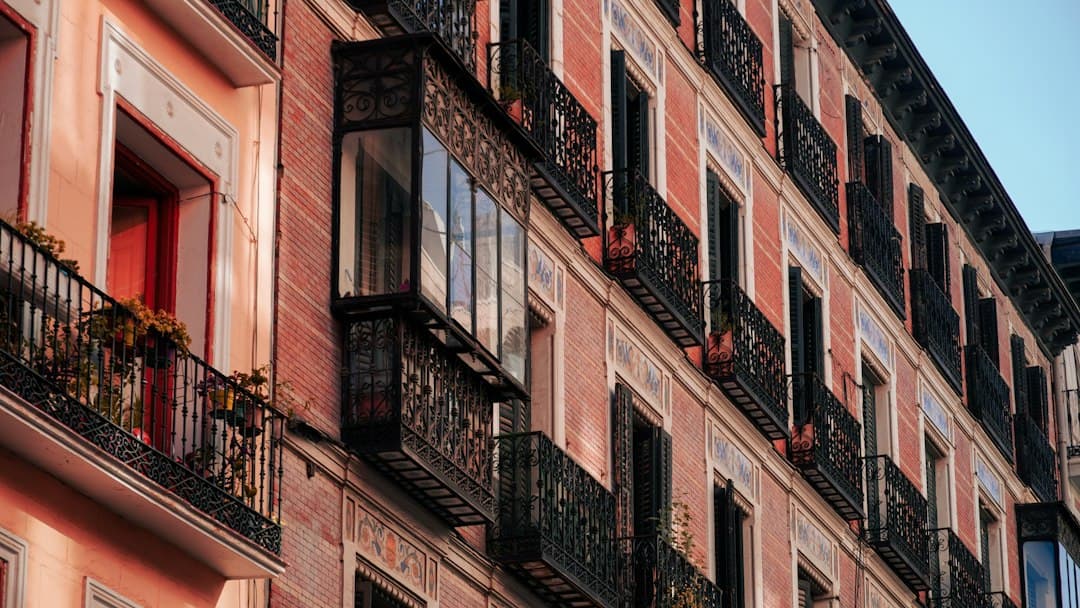 Renting in Spain: What the 2026 Decrees Really Change for Tenants